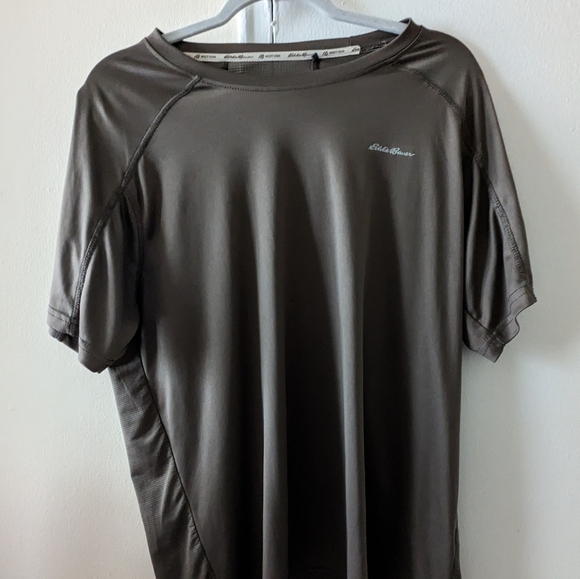 Eddie Bauer Men's T-Shirt - Picture 1 of 5
